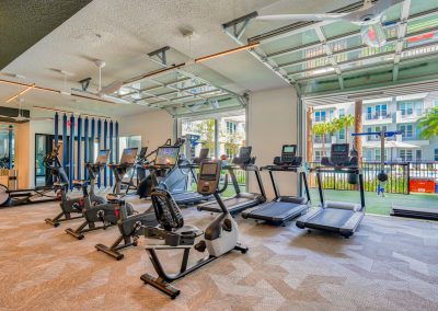 fitness center at liv+ gainesville's student apartments